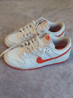 NIKE Unisex Sneakers
